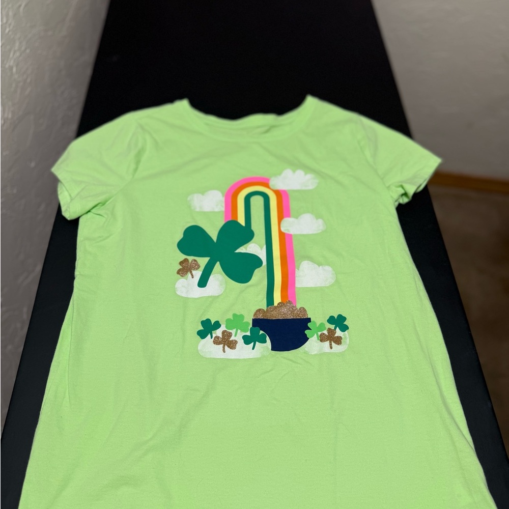 Cat & Jack Lime Green T-Shirt with Rainbow Shamrock Design Girls XXL